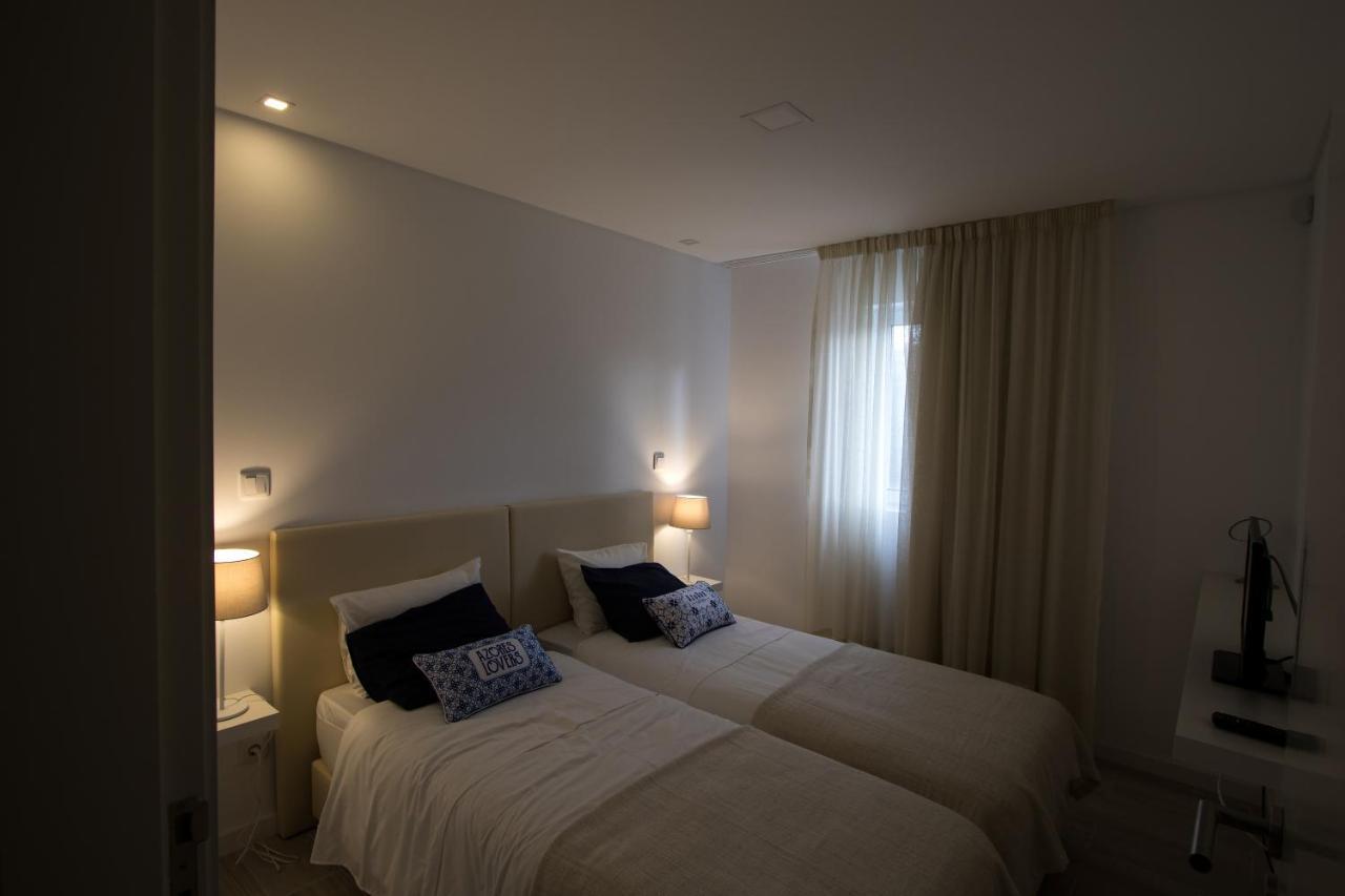Wellshouses Капелас Екстериор снимка